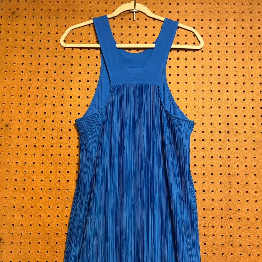 Anthropologie Maxi Dress M Blue Accordion Pleated Racerback Plisse Halter Chic
